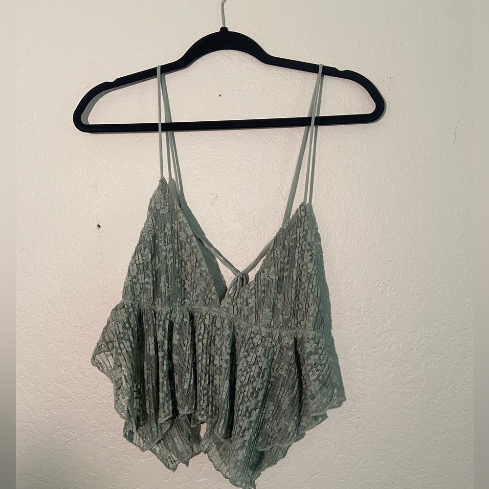 Urban Outfitters green tie back cropped flowy tank NWOT